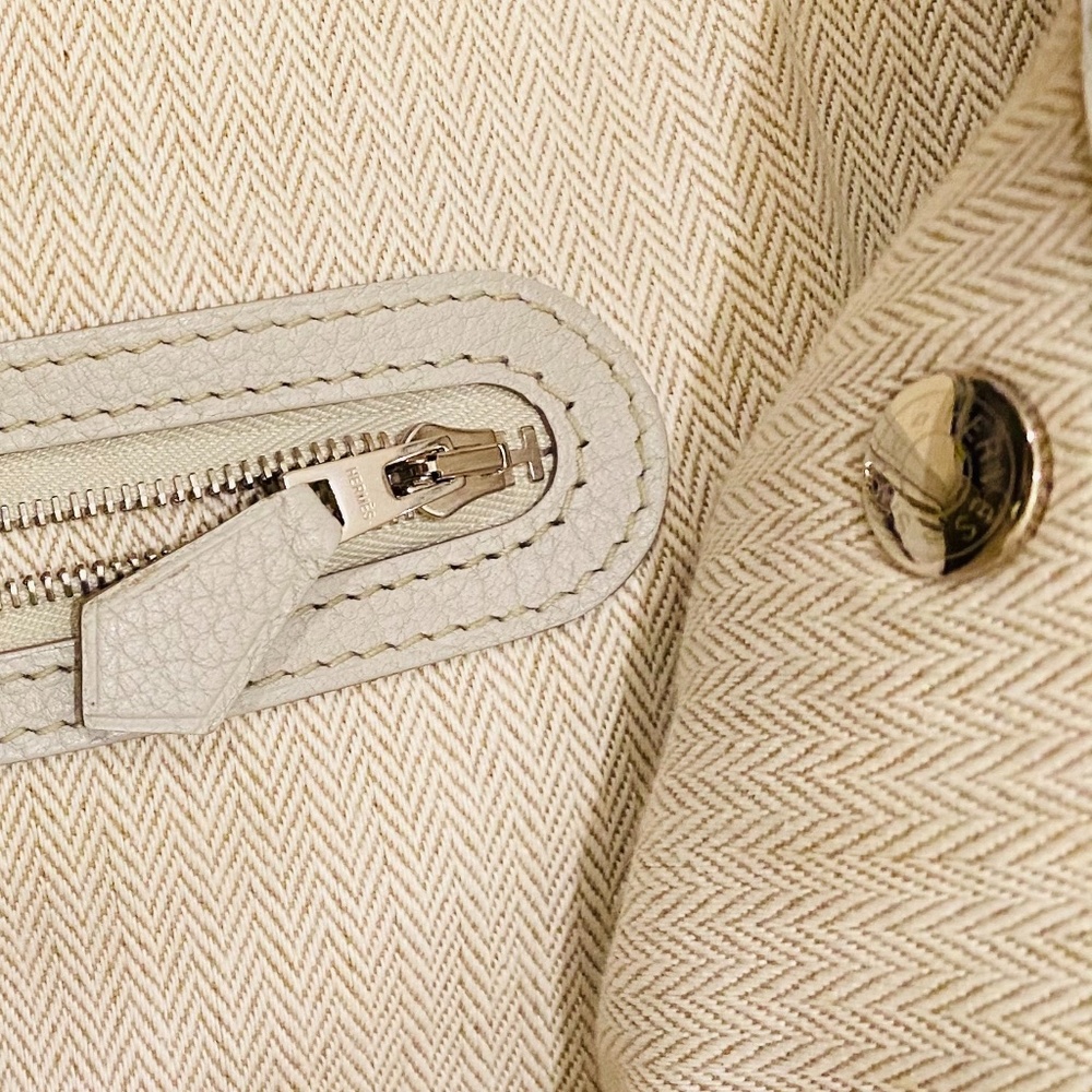 Hermes Light Gray/Cream Leather Tote - Picture 11 of 13